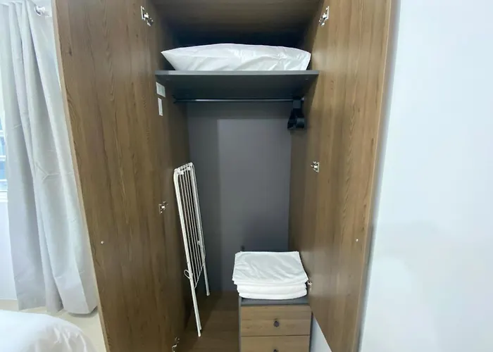 Apartment Near Moa - Cozy Staycation 22d Manila