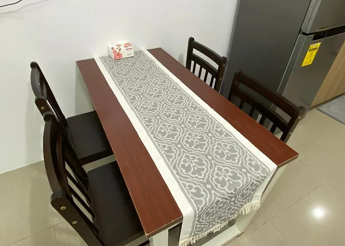 Near Moa - Cozy Staycation 22d Apartment