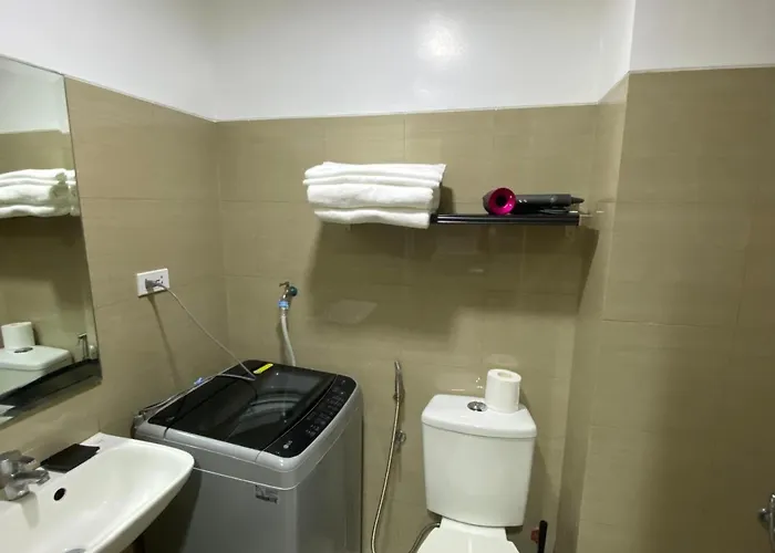 Near Moa - Cozy Staycation 22d * Manila